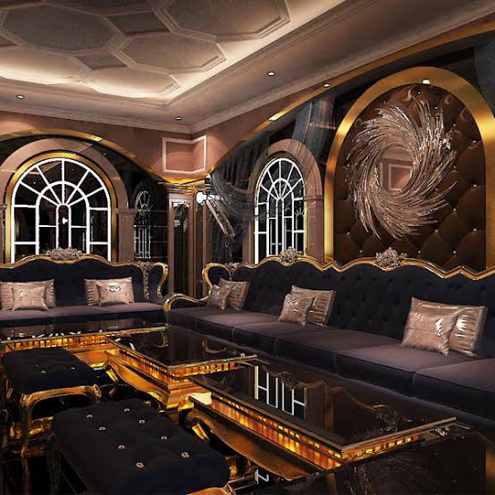 Thiết Kế Phòng Karaoke Gia Đình VIP Cần Lưu Ý Gì? Kinh Nghiệm AZKTV Thi Công